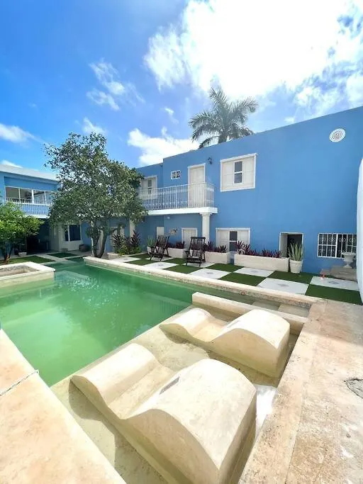 Victoria, Merida, Paseo Montejo With Pool Apartment Merida