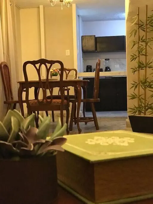 Victoria, Merida, Paseo Montejo With Pool Apartment